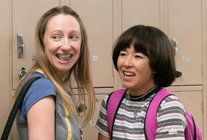 PEN15 Season 2 Hulu Maya Erskine Anna Konkle