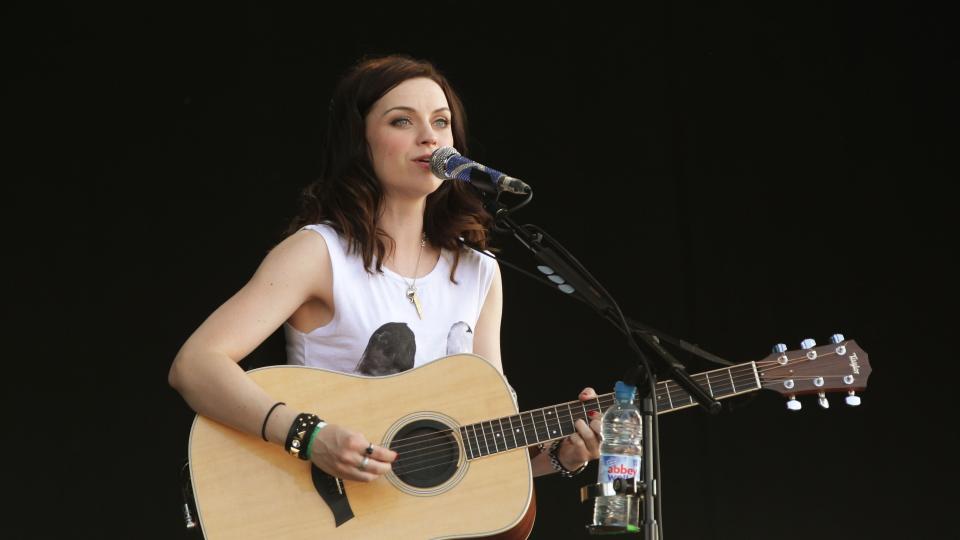 <p>Amy Macdonald and KT Tunstall will play Aberdeen, Dundee, Glasgow and Edinburgh at Sleep in the Park events.</p>