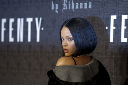 Singer Rihanna attends the red carpet before the Fenty PUMA by Rihanna Fall/Winter 2016 collection show during New York Fashion Week in New York, February 12, 2016. REUTERS/Eduardo Munoz