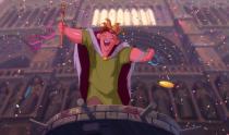 Das Kolorit des späten Mittelalters, ein romantischer Roman, Moraldrama und Liebesepos zugleich - Voraussetzungen wie geschaffen für einen Trickfilm aus dem Hause Disney. 1996 kam "Der Glöckner von Notre Dame" ins Kino, basierend auf der Vorlage von Victor Hugo. Erzählt wird die Geschichte des missgebildeten Quasimodo, der sich nach menschlicher Nähe sehnt und in die schöne Esmeralda verliebt. (Bild: Disney)