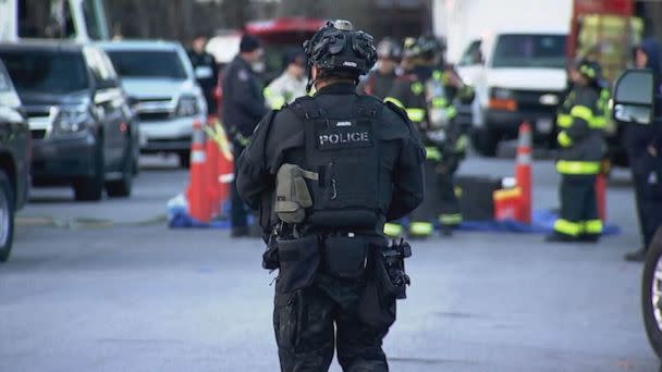 PHOTO: Authorities respond to a home in San Jose, California, where police say they found large amounts of explosive material. (KGO)