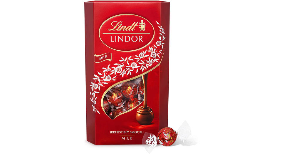 Lindt Lindor Milk Chocolate Truffles Box