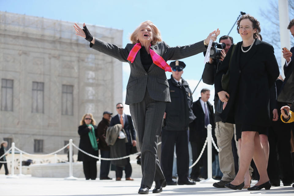 Edith Windsor acknowledged her supporters as she left the Supreme Court in 2013. (Photo: Chip Somodevilla via Getty Images)