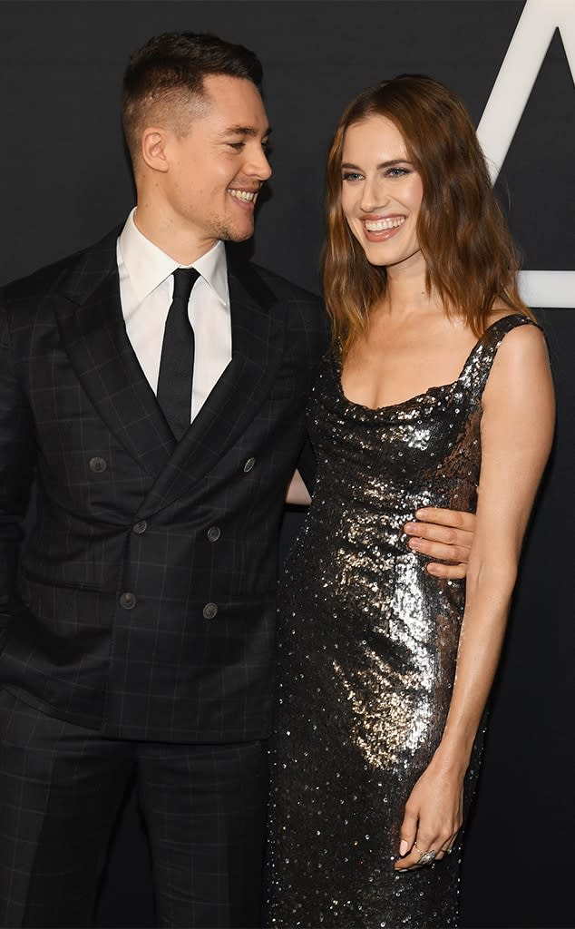 Alexander Dreymon, Allison Williams