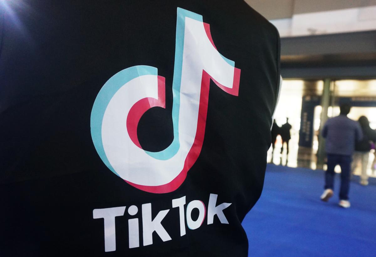 تیلور سویفت و دیگر آهنگ‌های یونیورسال موزیک در حال ناپدید شدن از TikTok هستند