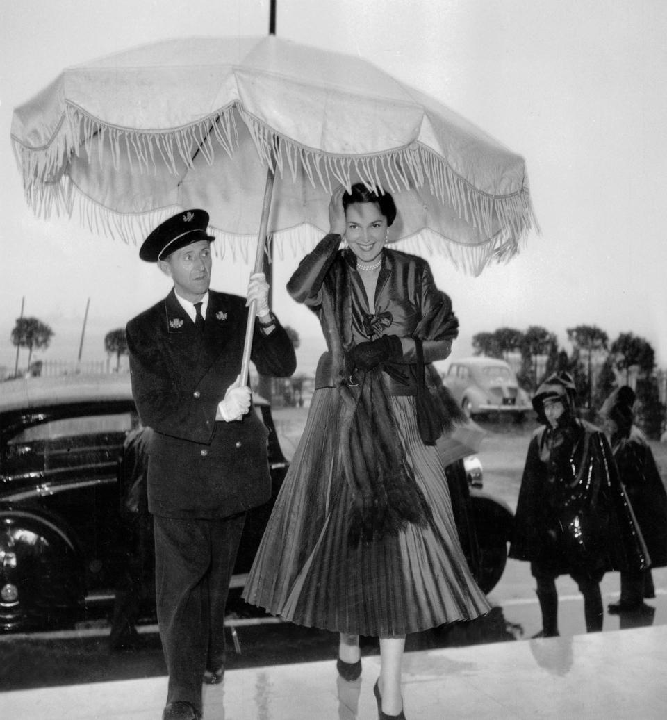 The Begum (Yvonne Labrousse) at Cannes, 1952