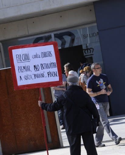 Photo Par Curto de la Torre - Devant le tribunal de l'Audience nationale qui débattait de la demande d'extradition présentée par la Suisse, Hervé Falciani a affirmé qu'il n'avait jamais été payé pour divulguer ces données