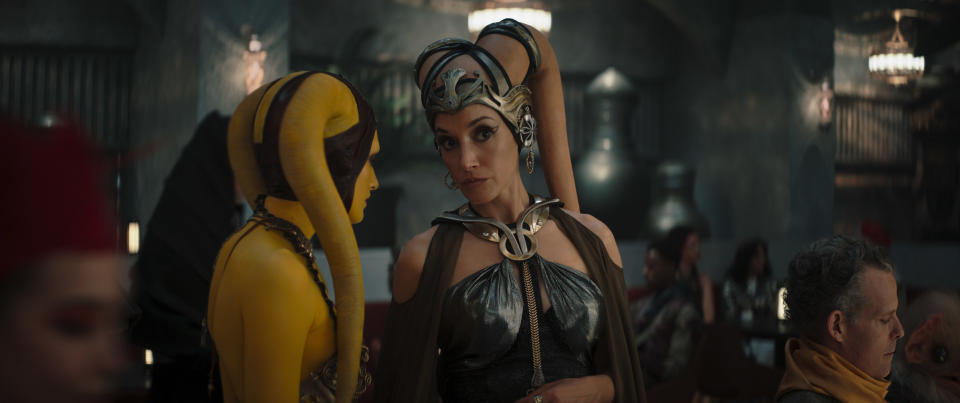 Jennifer Beals as a Twi'lek