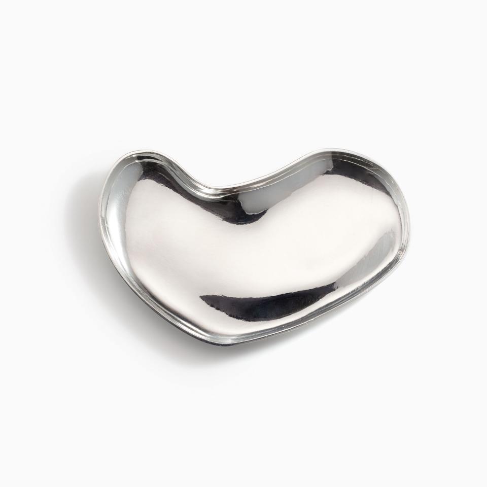 <p><a href="https://shop.harpersbazaar.com/sculpted-heart-dish.html" rel="nofollow noopener" target="_blank" data-ylk="slk:Shop Now;elm:context_link;itc:0;sec:content-canvas" class="link ">Shop Now</a></p><p>Sculpted Heart Dish</p><p>$450.00</p><p>harpersbazaar.com</p>