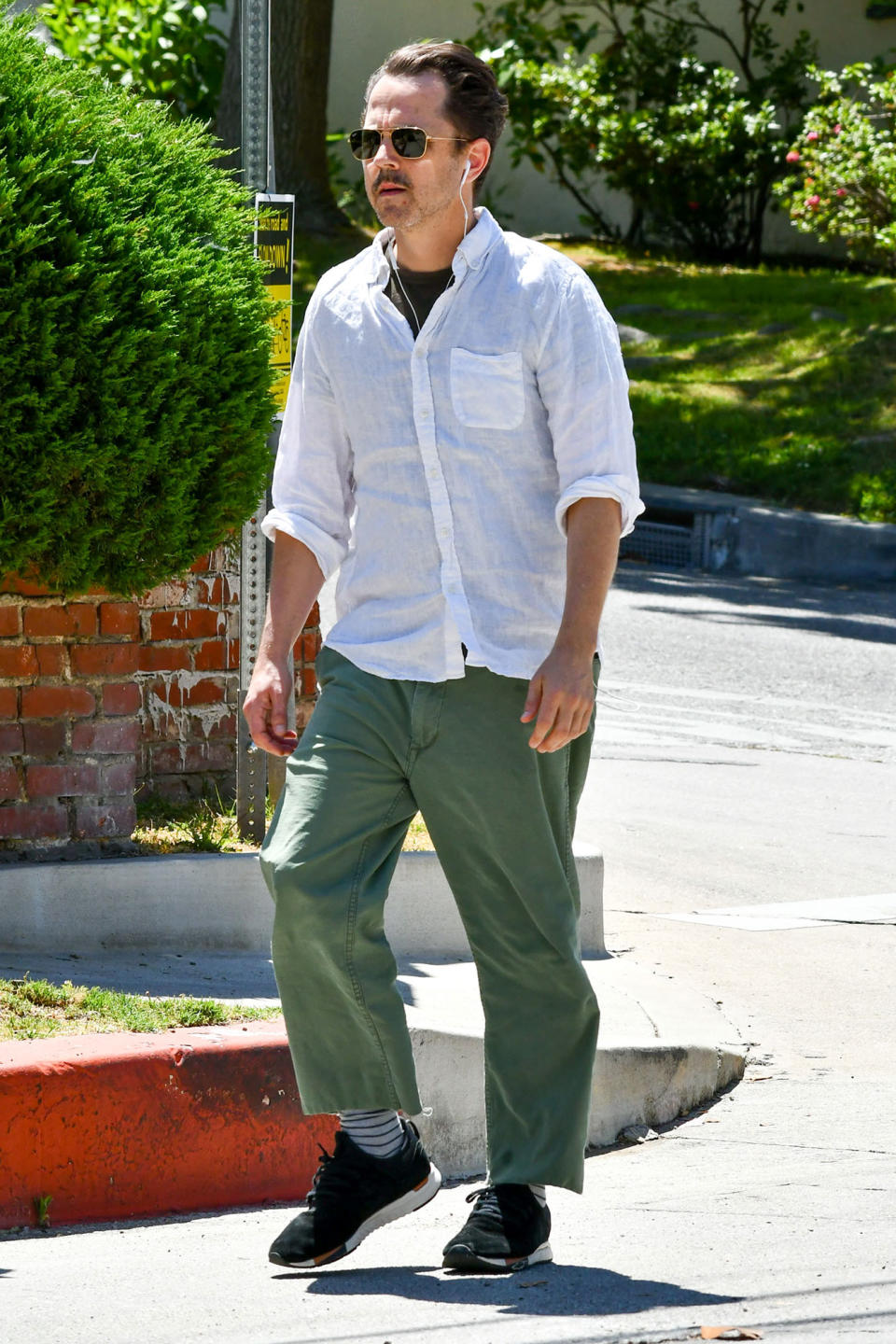 <p>Giovanni Ribisi enjoys the outdoors in Los Angeles during a Saturday walk.</p>