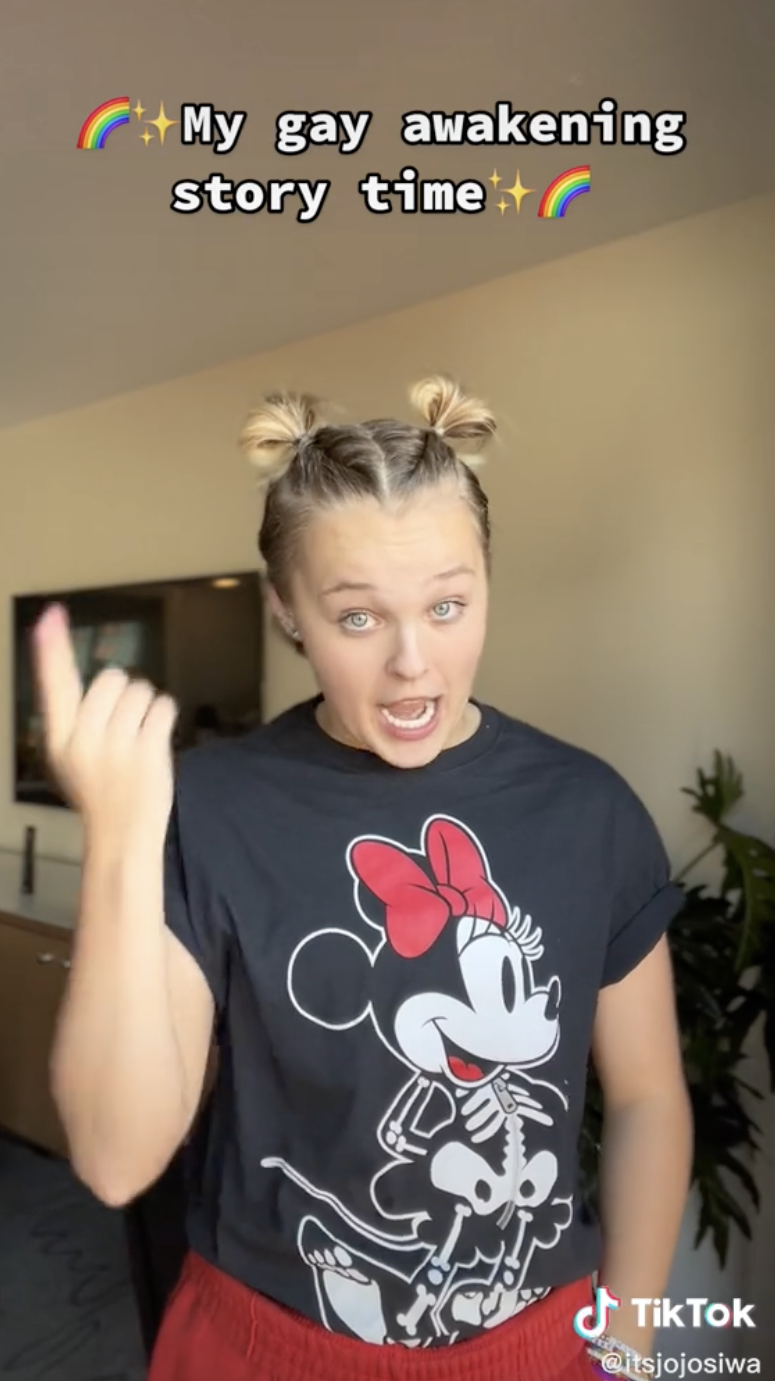   TikTok: JoJo Siwa