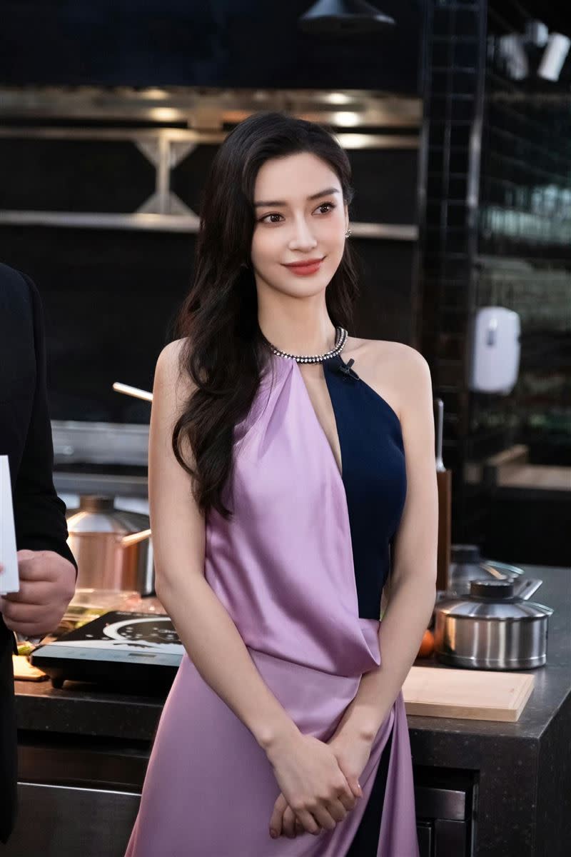 中國女星Angelababy（楊穎）疑因瘋馬秀全平台禁言遭到封殺。（圖／翻攝自微博）