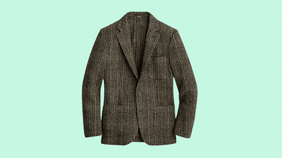The finest Scottish wool is punctuated by classic contemporary suite design with the Wallace & Barnes blazer.