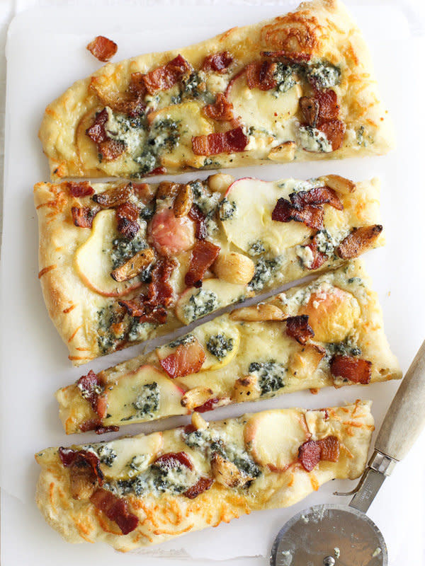 <strong>Get the <a href="http://www.foodiecrush.com/2014/10/maple-apples-blue-cheese-and-bacon-pizza/" target="_blank">Maple Apples, Blue Cheese and Bacon Pizza recipe</a> from Foodie Crush</strong>