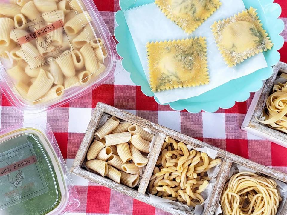 Find handcrafted pastas, plus sauces and other Italian grocery items at Mano Bella Artisan Foods.