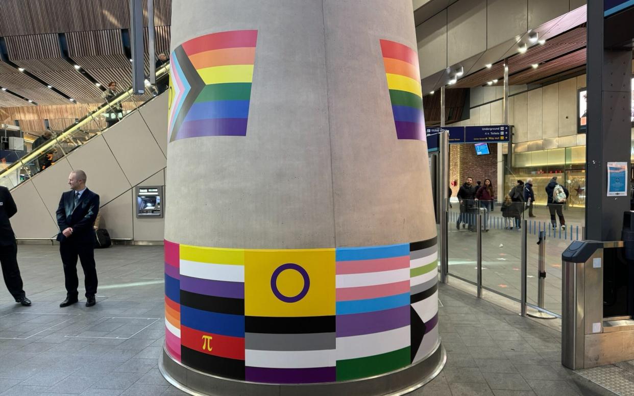 London Bridge's Pride Pillar