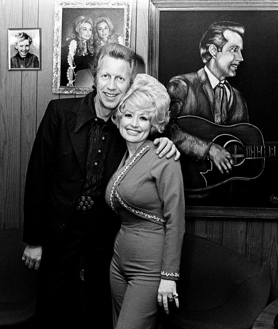 Porter Wagoner, left, and Dolly Parton announced at a small press conference Feb. 19, 1974 at Wagoner's Music Row office, that they would no longer be a team. Wagoner is looking for a replacement for his TV and road show, while Parton is looking for her own band.