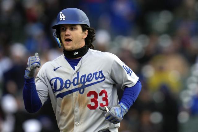 Max Muncy crushes 2 more homers as Dodgers blow out Giants, 10-5 – KNBR