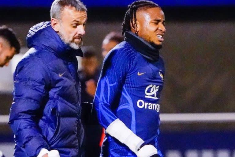 Christopher Nkunku se lesionó durante un entrenamiento de Francia y quedó afuera del Mundial 