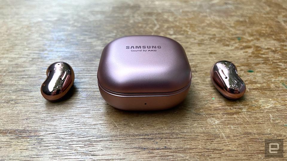 Samsung’s latest true wireless earbuds have a unique “open type” design that will keep you from cramming them in your ears. While that does make them a bit more comfortable, you do have to sacrifice sound quality and the effectiveness of ANC. There are some attractive features here, but the company’s Galaxy Buds+ are the better option at this point.