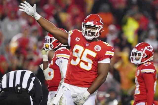 Chiefs DT Chris Jones opens up on holdout: 'All I'm doing is