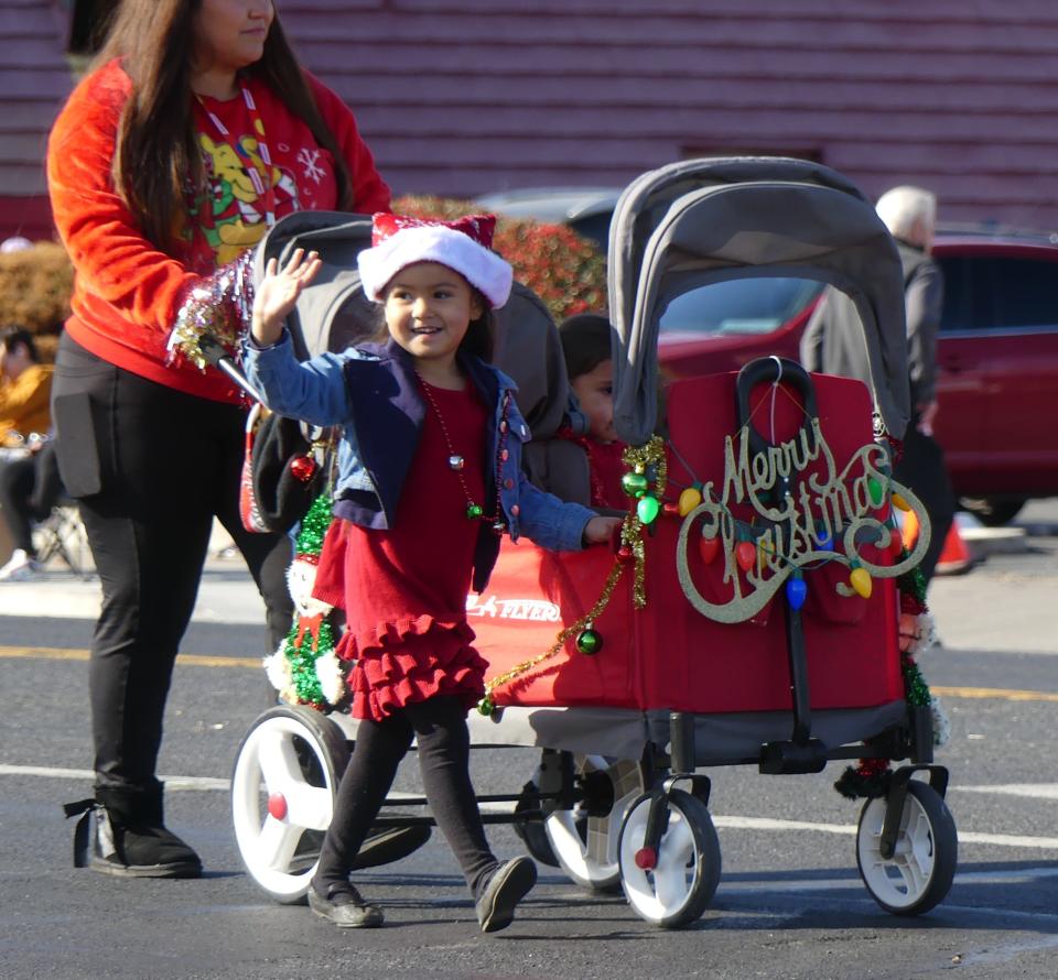 High Desert holiday calendar includes Christmas tree lighting events