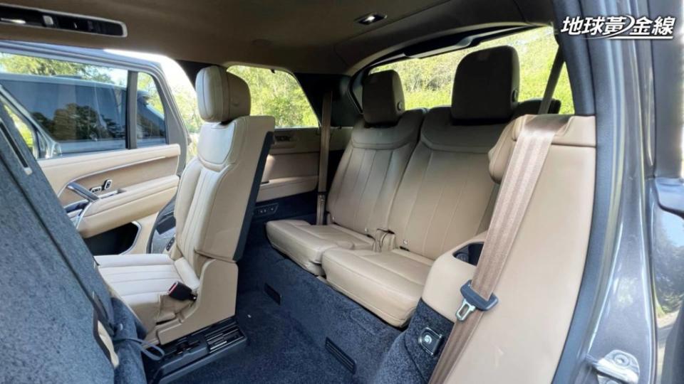 新Range Rover的正七人座設計，讓第三排乘客也能享有不錯的三維空間。 (攝影/ 汪廷諤)
