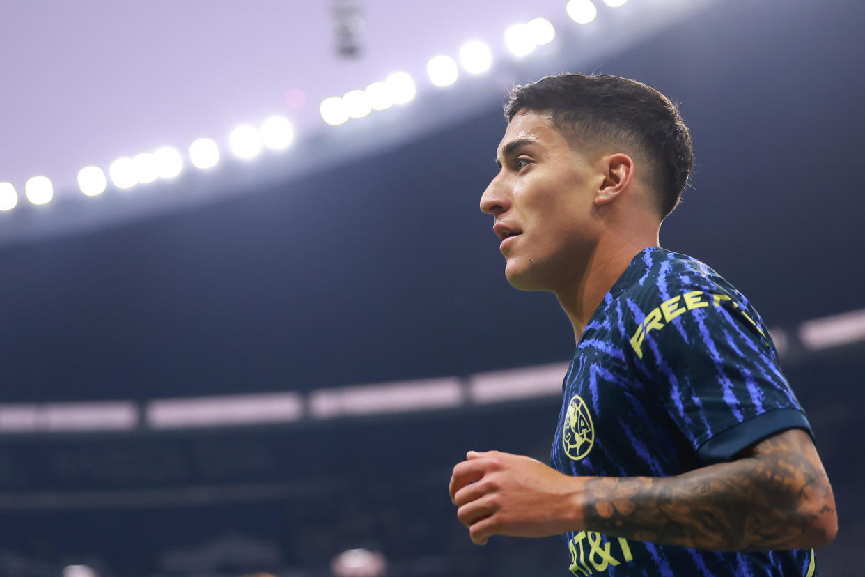 MEXICO CITY, MEXICO - JANUARY 07: Alejandro Zendejas of America looks on during the 1st round match between America and Queretaro as part of the Torneo Clausura 2023 Liga MX at Azteca Stadium on January 07, 2023 in Mexico City, Mexico. (Photo by Hector Vivas/Getty Images)