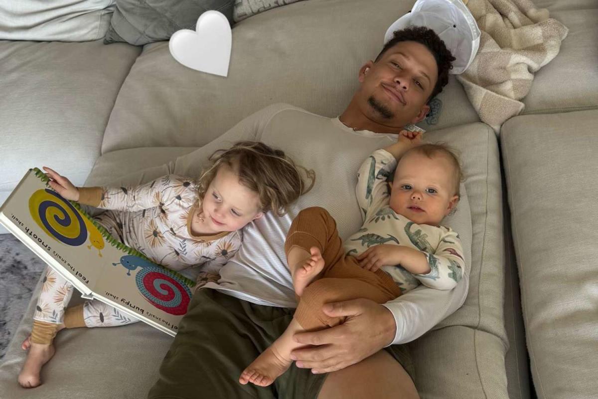 Patrick Mahomes Cuddles Kids Sterling and Bronze on the Couch in Adorable  Home Photo