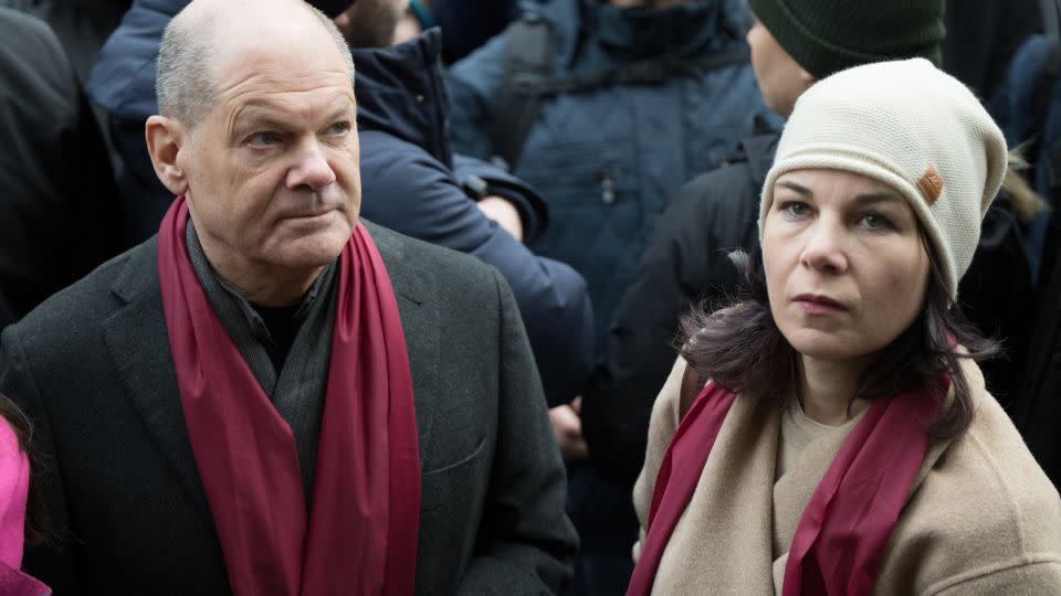 Chancellor Scholz and Foreign Minister Baerbock are pictured at the "Potsdam defends itself" demonstrations. - Sebastian Christoph Gollnow/picture alliance/dpa/Getty Images