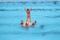 <p>Team Singapore performs during the synchronised swimming team free event on 20 Aug. Singapore won gold in the event, Malaysia took the silver and Indonesia bronze. Photo: Hannah Teoh/Yahoo News Singapore </p>