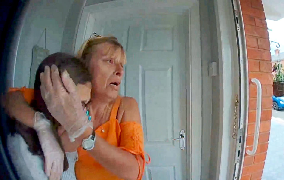 Footage of Sharon Boalch and Shakira Jefferies when they realise that their cat Cleo was mauled to death on the driveway of their home in Worcester (SWNS)