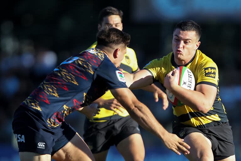 Los dos partidos de la etapa regular entre Pampas XV y Peñarol Rugby fueron para la franquicia argentina