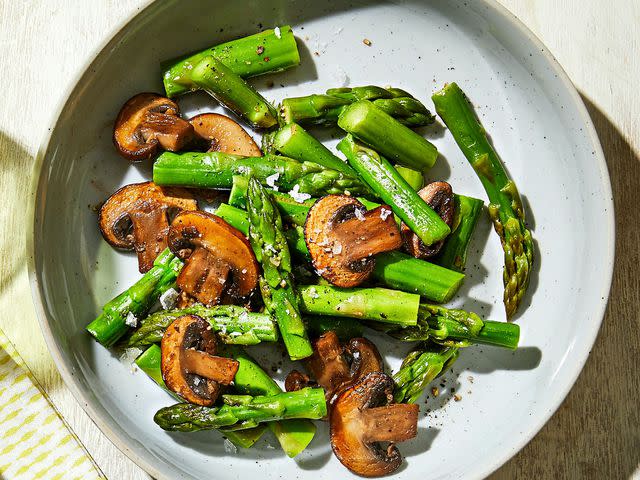 AR Magazine Sauteed Asparagus and Mushrooms