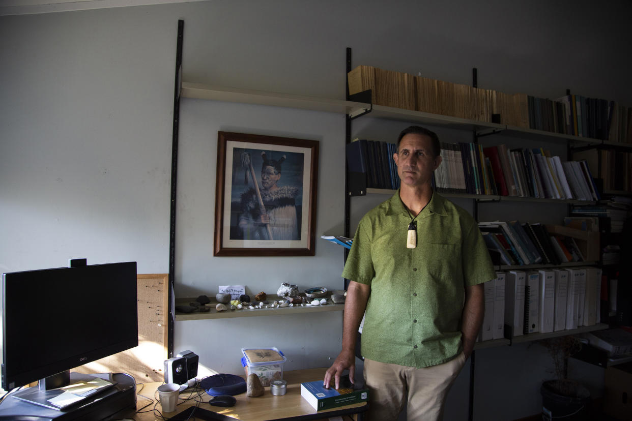 Dan Hikuroa, profesor de estudios maoríes en la Universidad de Auckland, en Nueva Zelanda, el 6 de mayo de 2022. (Cornell Tukiri/The New York Times)