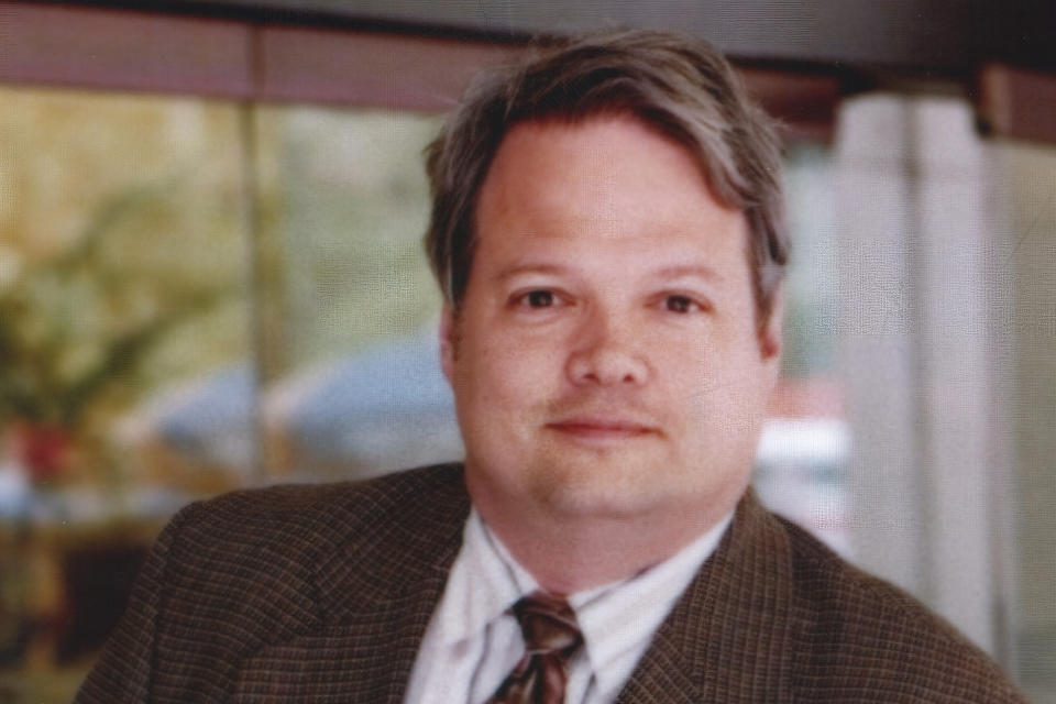 Will Lester, a reporter and editor for The Associated Press, is photographed in September 1998, in Washington. Lester, a longtime reporter and editor for The Associated Press, who played a critical role in the wire service's 2000 election-night decision not to call the presidential race, died Wednesday, Feb. 7, 2024. He was 71. (AP Photo)