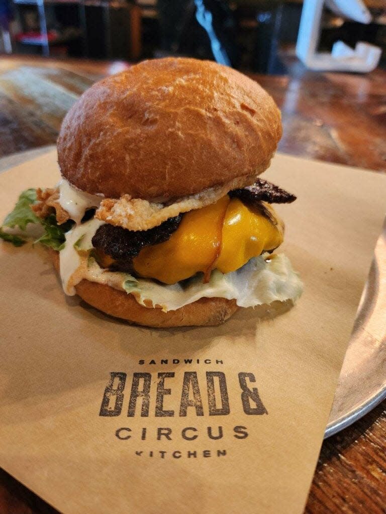 Bread & Circus' Chicken Bacon Ranch Burger for the 2023 Downtown Sioux Falls Burger Battle.