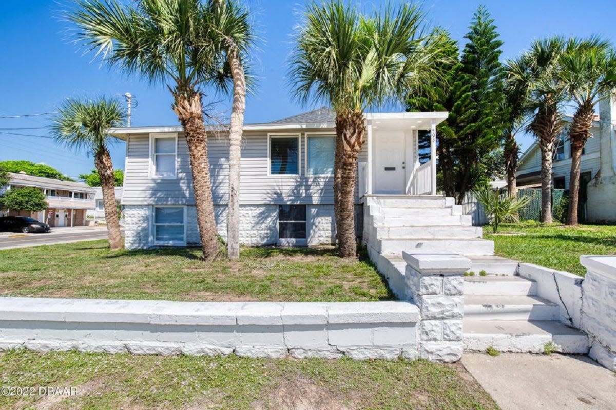 No detail was left un-reviewed in the remodel of this updated beachside home in Daytona Beach.