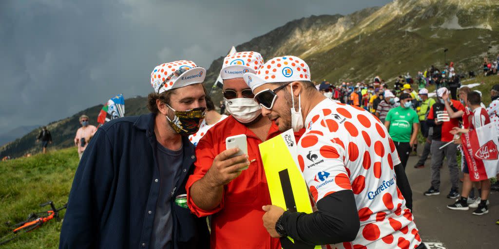 tour de france fever of cycling fans amid coronavirus