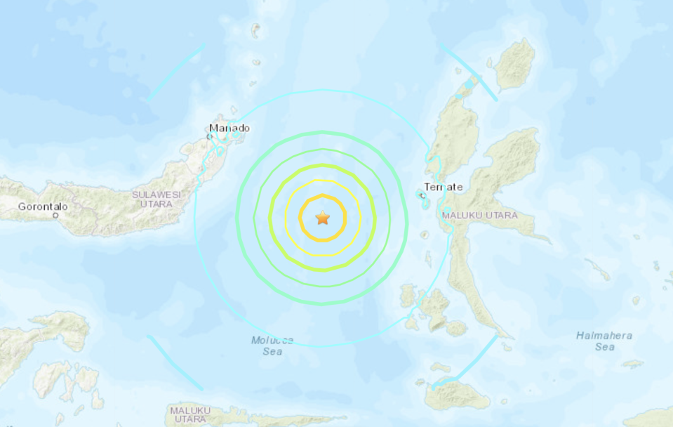 The earthquake in the Molucca Sea struck 185 kilometers southeast of Manado in Indonesia.