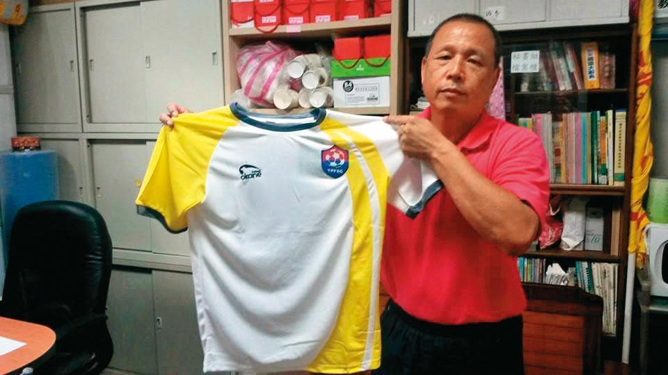 張兆祿的教練資歷逾40年，並為台北市五人制足球協會理事長。（翻攝足球幫臉書）