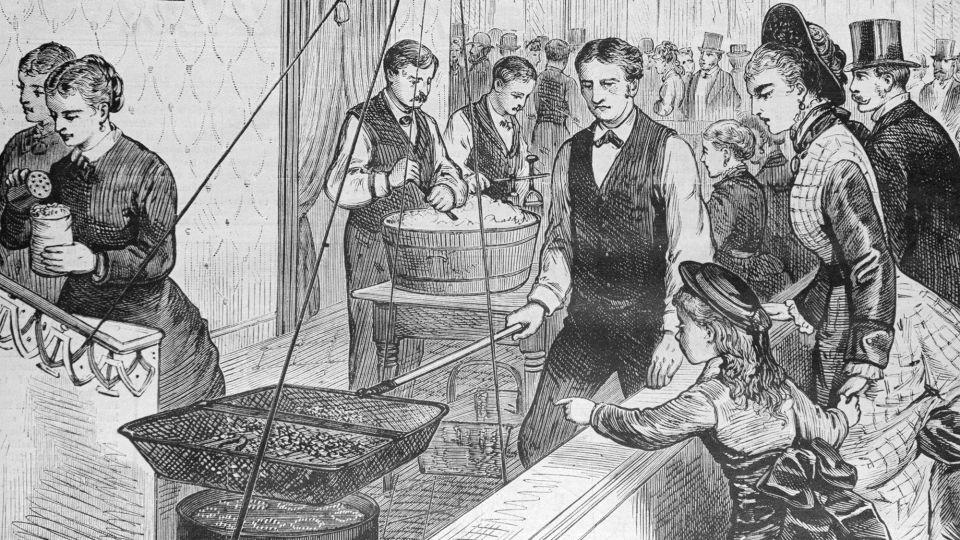 Popcorn-making at the Centennial Exposition in Philadelphia, 1876. - Bettmann Archive/Getty Images