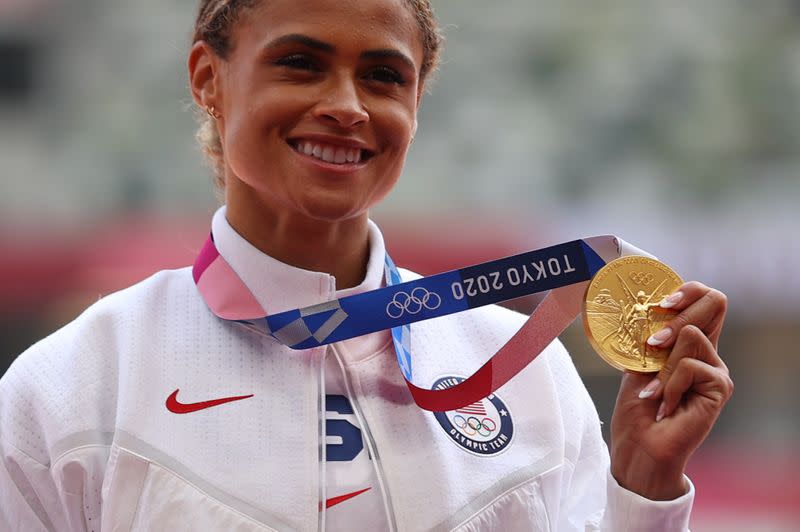 Athletics - Women's 400m Hurdles - Medal Ceremony