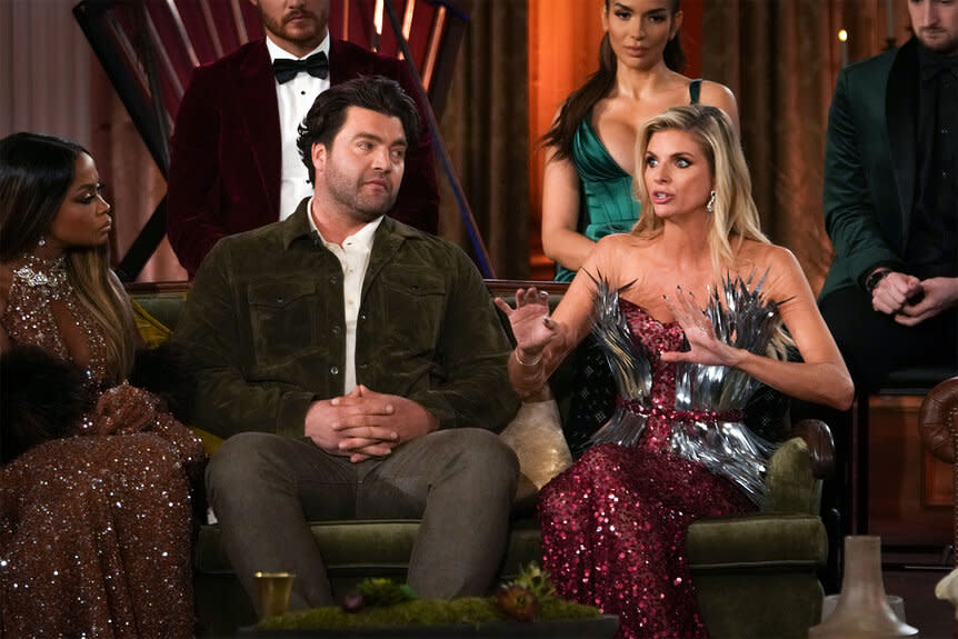 Phaedra Parks, Chris C.T. Tamburello, and Trishelle Cannatella (front) with Peter Weber and Ekin-Su Culculoglu (back) during The Traitors Season 2 Reunion