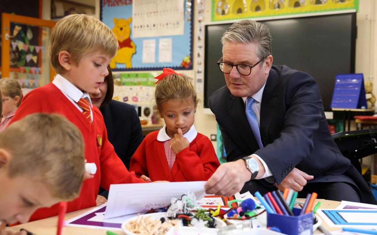 Keir Starmer visits Primary school children