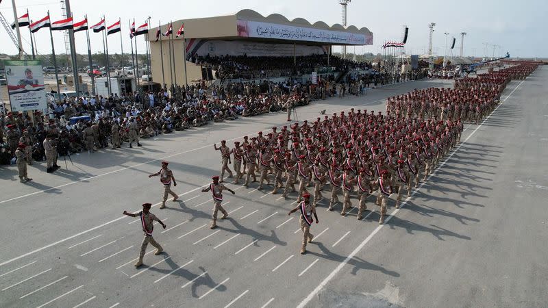 FILE PHOTO: FILE PHOTO: Members of Houthi military forces parade in the Red Sea port city of Hodeida