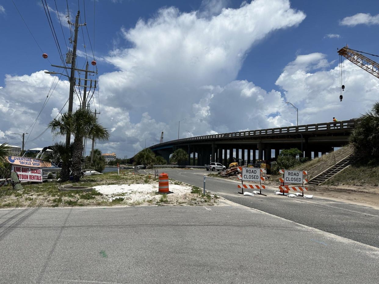 As the Brooks Bridge replacement project in underway, safety concerns from residents have grown.