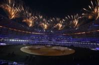 Fireworks explode during the closing ceremony of the 1st European Games in Baku, Azerbaijan, June 28 , 2015. REUTERS/Stoyan Nenov