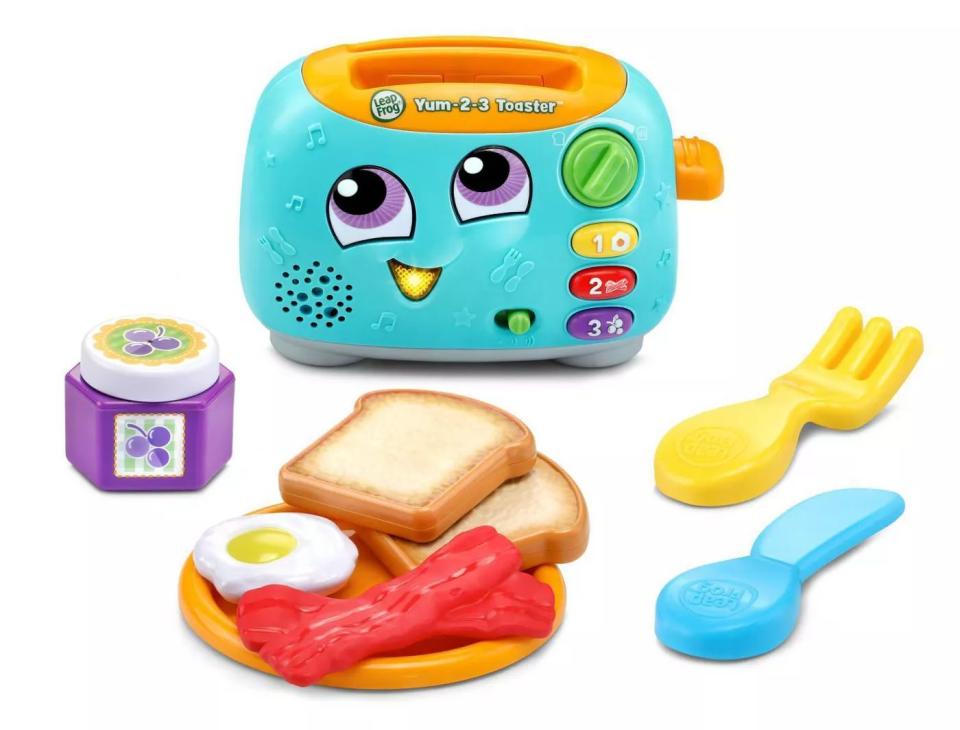 This talking and singing appliance will help your kid learn all about numbers, colors and the most important meal of the day! (Note: This requires two <a href="https://amzn.to/3gAeXrs" target="_blank" rel="noopener noreferrer">AAA batteries</a>.)<br /><br /><strong>Promising review:</strong> "This is the greatest thing ever! YUM toaster for life!" &mdash; <a href="https://amzn.to/3eprETh" target="_blank" rel="noopener noreferrer" data-a-size="small">Sophia</a><br /><br /><strong>Get it from Amazon for <a href="https://amzn.to/3eprETh" target="_blank" rel="noopener noreferrer">$23.89</a>.</strong>