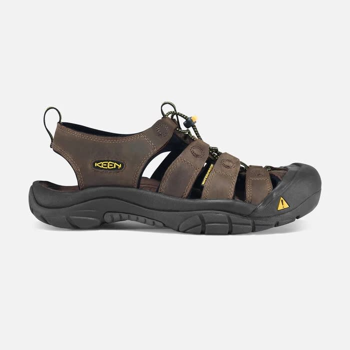 Best leather hiking sandals for men.